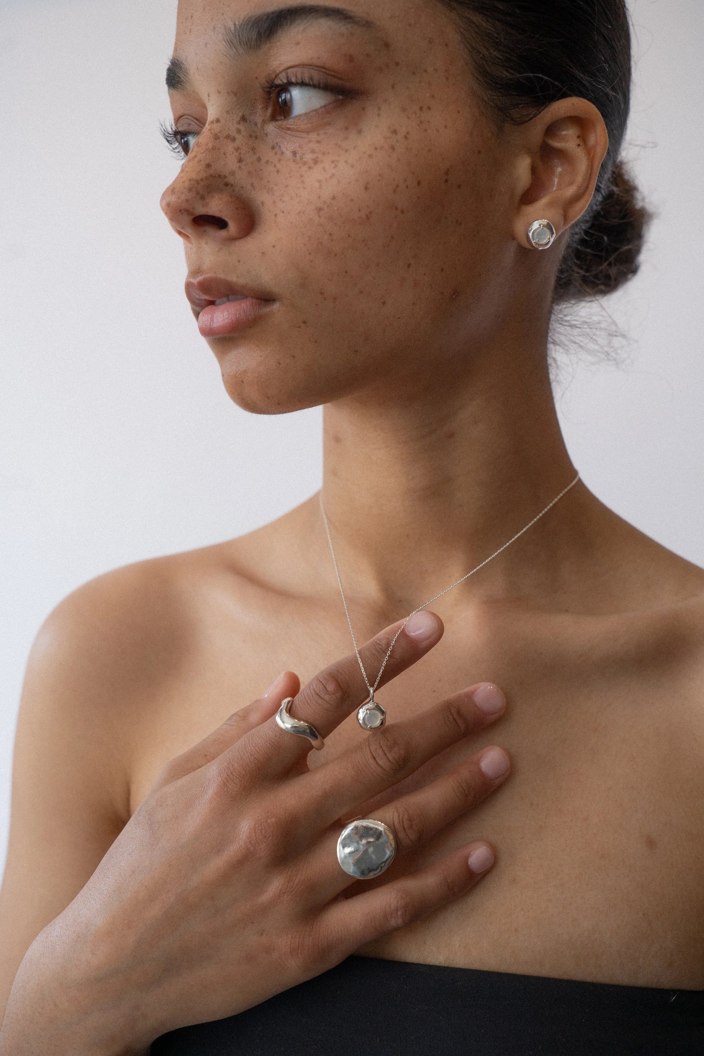 AMANDA HUNT Keeper Necklace