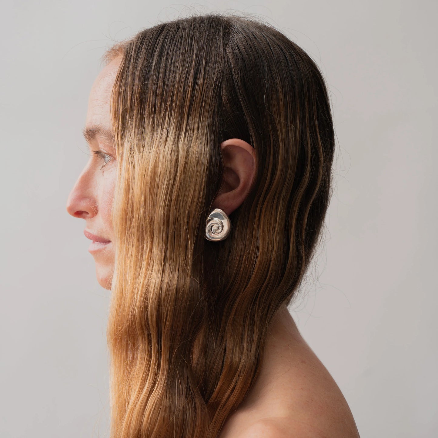 AMANDA HUNT Large Compass Earrings