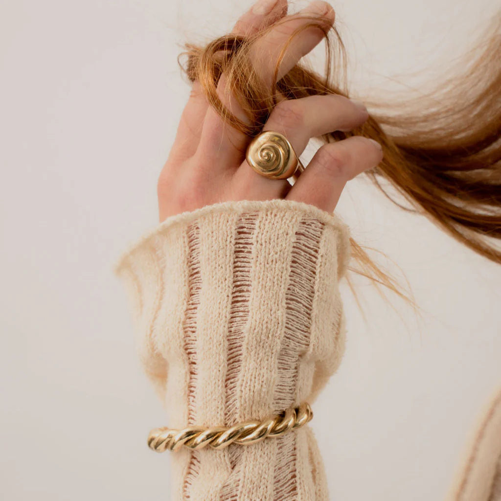AMANDA HUNT Sorella Cuff