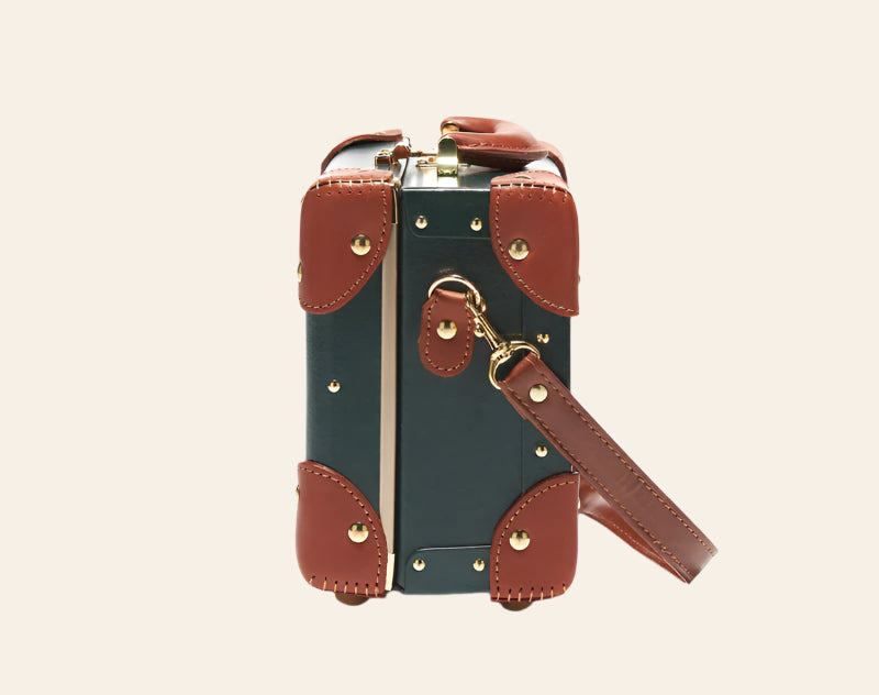 STEAMLINE LUGGAGE The Diplomat Vanity