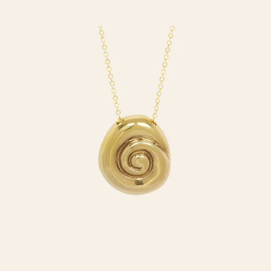 AMANDA HUNT Small Compass Necklace