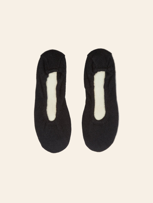 WHITE & WARREN Black Cashmere Ballet Slipper